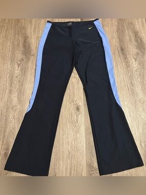 Nike Womens Dri-Fit Navy & Periwinkle Y2K Bootcut Athletic Yoga Pant Size Medium